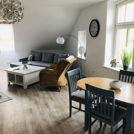 Holzmichl Lägenhet Varel Exteriör bild